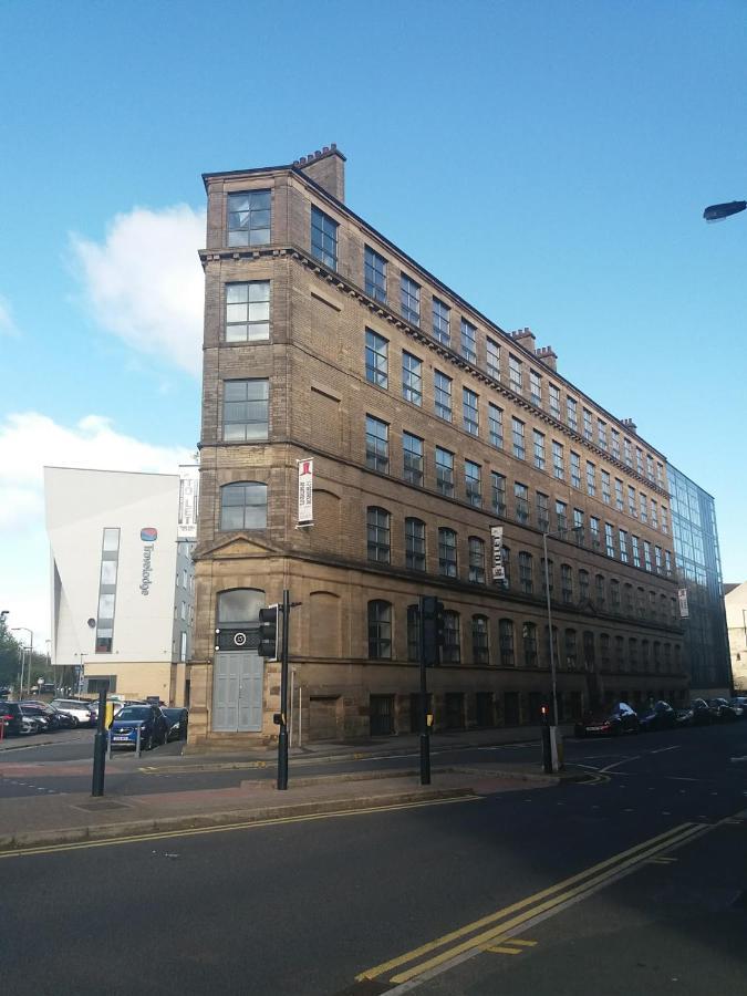 Spire Accommodations Ltd Bradford (West Yorkshire) Exterior foto